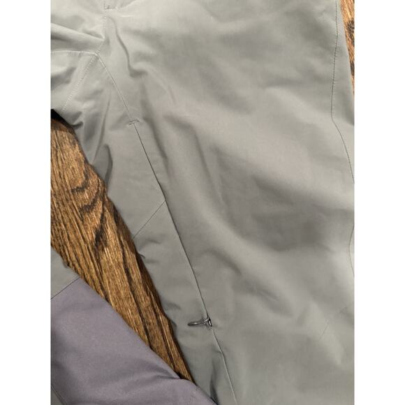 Obermeyer Womens Ski Pants 3M Insulated Size 4 2405 - Picture 13 of 14